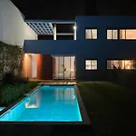 Maison Le Corbusier 2 Jardin & Piscine Vakantiehuis Pessac
