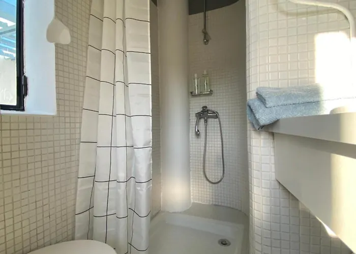Holiday home Maison Le Corbusier 2 Jardin & Piscine